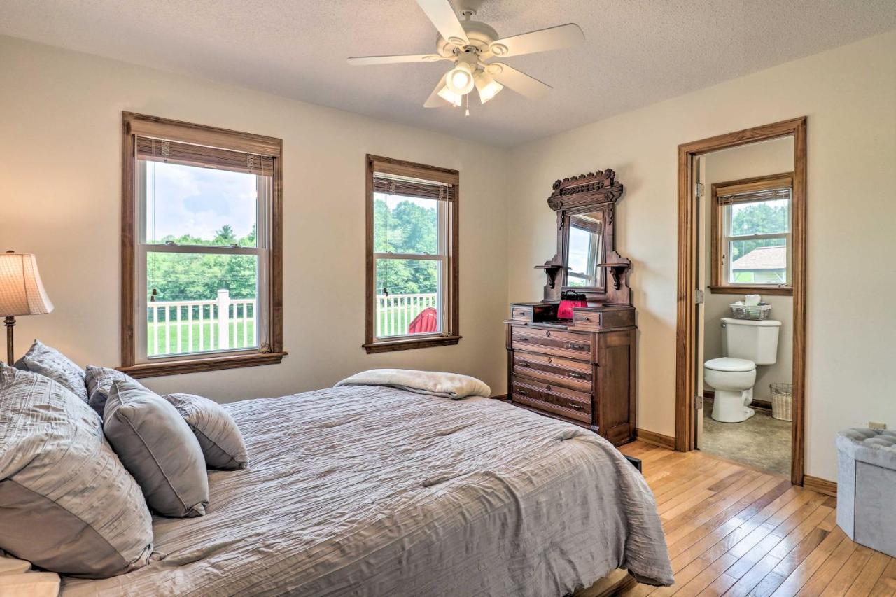 Charming Mills River Home With Porch And Yard! Extérieur photo