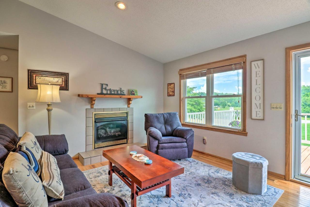 Charming Mills River Home With Porch And Yard! Extérieur photo
