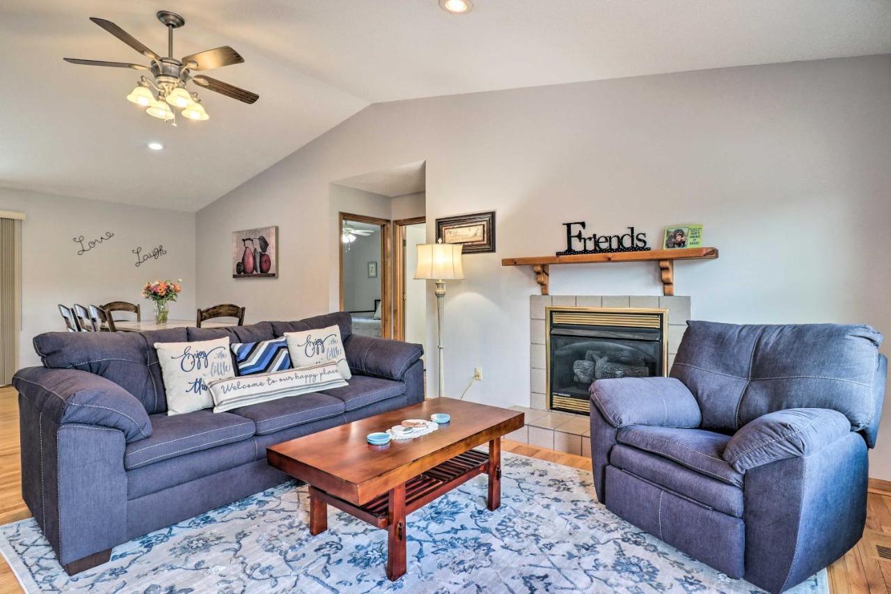 Charming Mills River Home With Porch And Yard! Extérieur photo